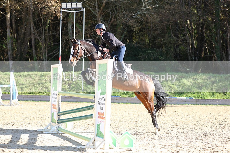 3E7A5654 - Class 7: Senior Newcomers/1.10m open