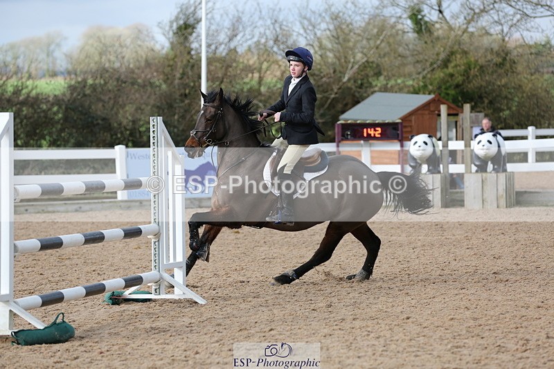 240211A-123617-02779 - Cls 6 Pony Foxhunter & 1.10m Open