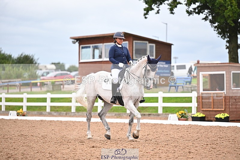 240817A-172846-10730 - 293-Layla.Ambersley-Broadbent-Galwaybay.Buddy