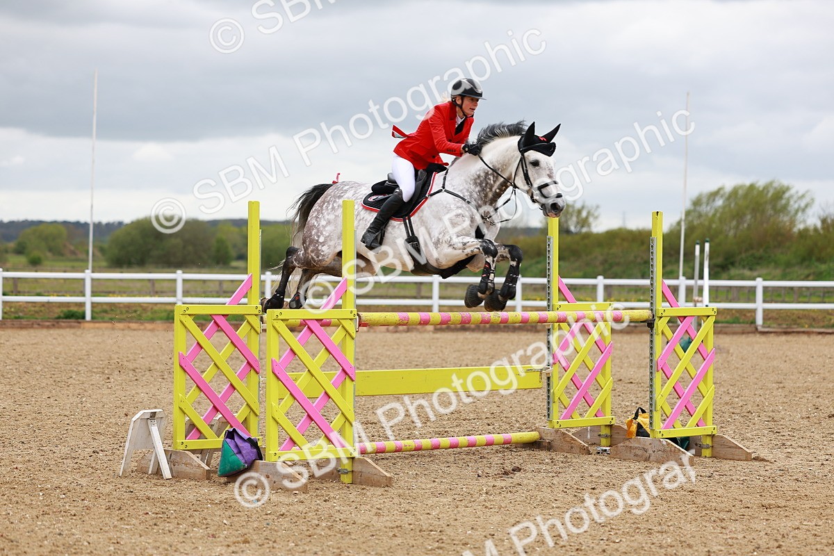 SBM_002610 - Class 11 - Senior Foxhunter - 1.20m