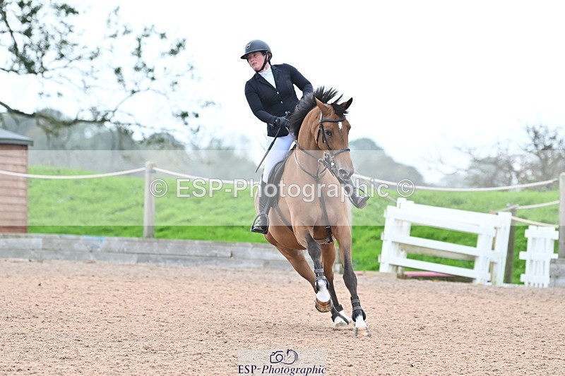 231013A-141934-02656 - Cls 9 Foxhunter & 1.20m Open