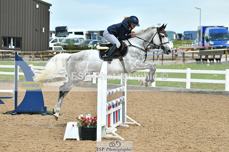 230504A-131357-01828 - Cls 4 95cm Amateur Quali