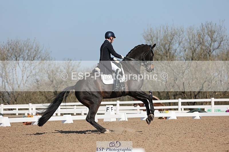 250405-104625-09538 - 102-Jody.Haswell-Valentinio