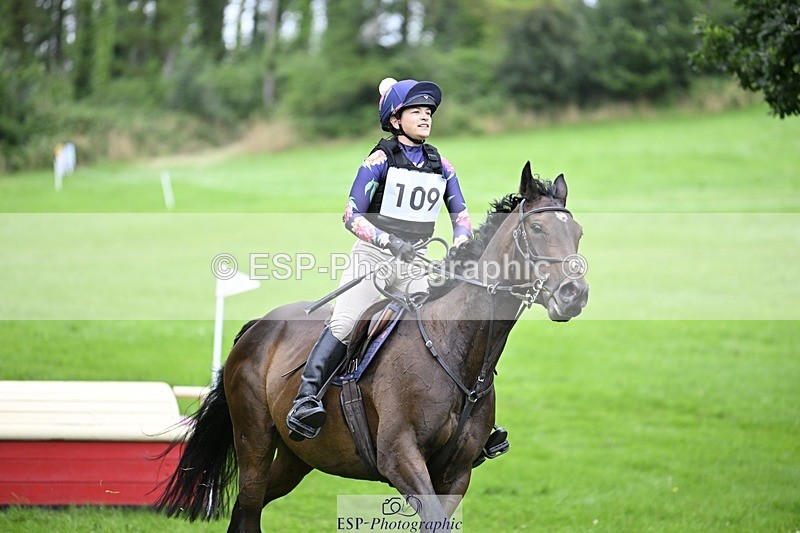 240803-113725-03678 - 109-Harriet_Parkes-JUST_HENNY