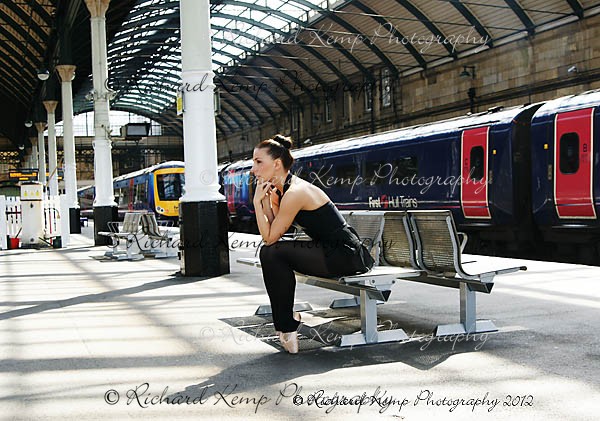 HC300512-8756 - Dance Project, Hull.