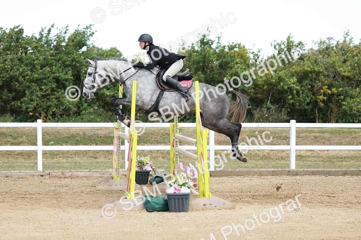 SBM_007387 - Class 3 - Senior Newcomers - 1.10m Open