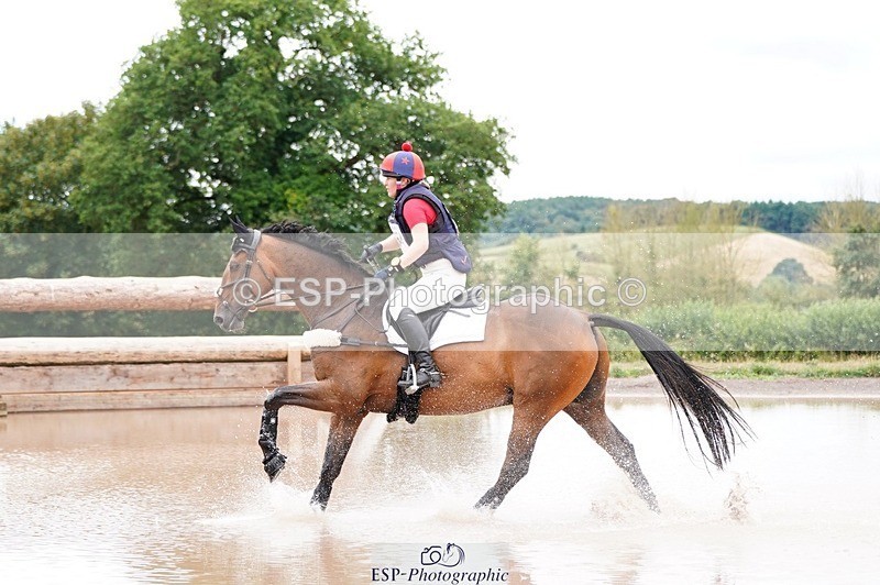 250803A-123804-13062 - M-554-Lucy.Henretty-Lee-AMANDI.VIVENDI