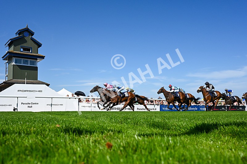 120826-Race 3-Sir David-5123 - Race 3 15.15pm Clearanswer Call Centres Handicap