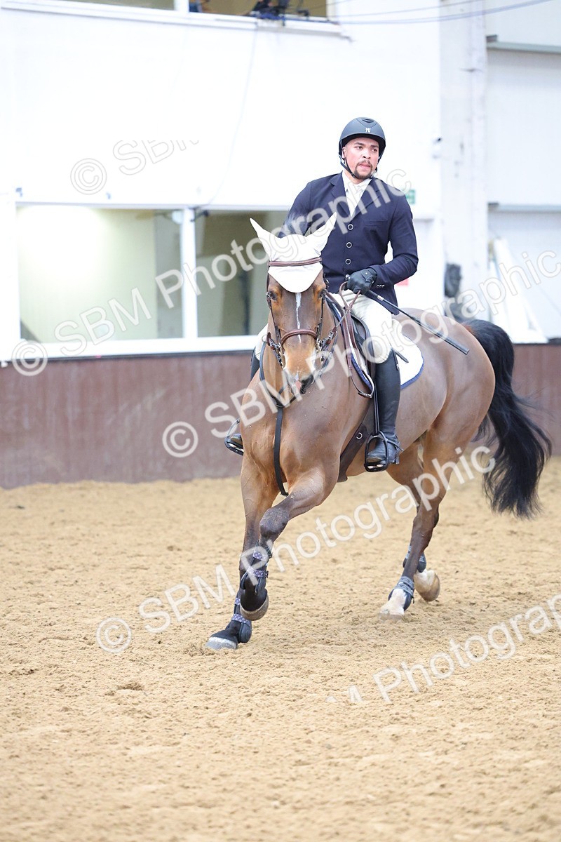 SBM_003039 - Class 8 - Senior Newcomers - 1.10m