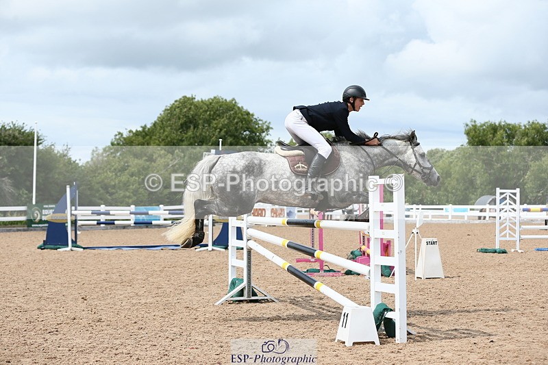 230716A-150410-04171 - Class 25a Pony Fox & 1.10 Open