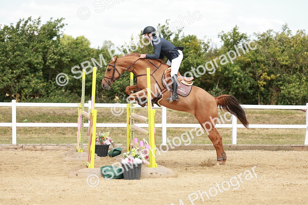 SBM_007652 - Class 3 - Senior Newcomers - 1.10m Open