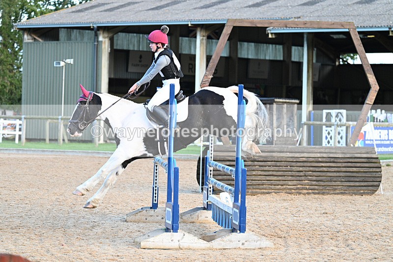 WJ7_7047 - Time 17:12 to 17:30