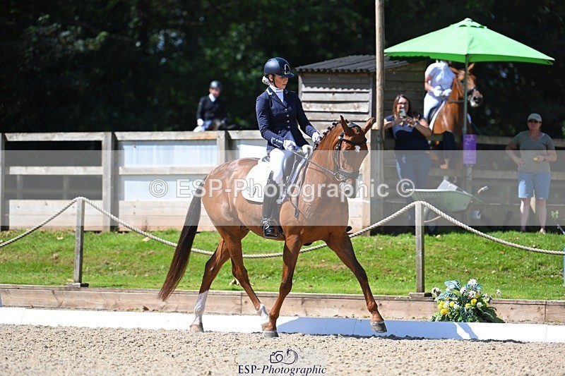 230811-115306-01103 - Cls 4 Adv Medium Silver