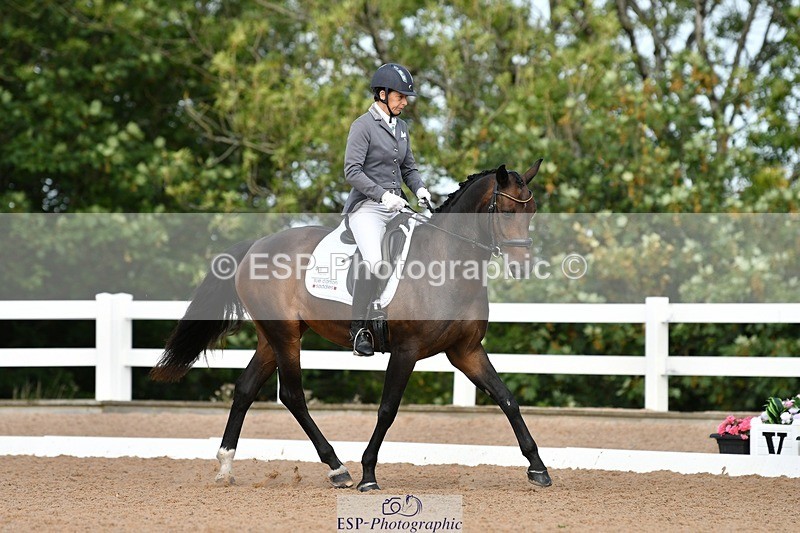 250906-104156-00712 - 096-Anna.JamesCaramia's.voice