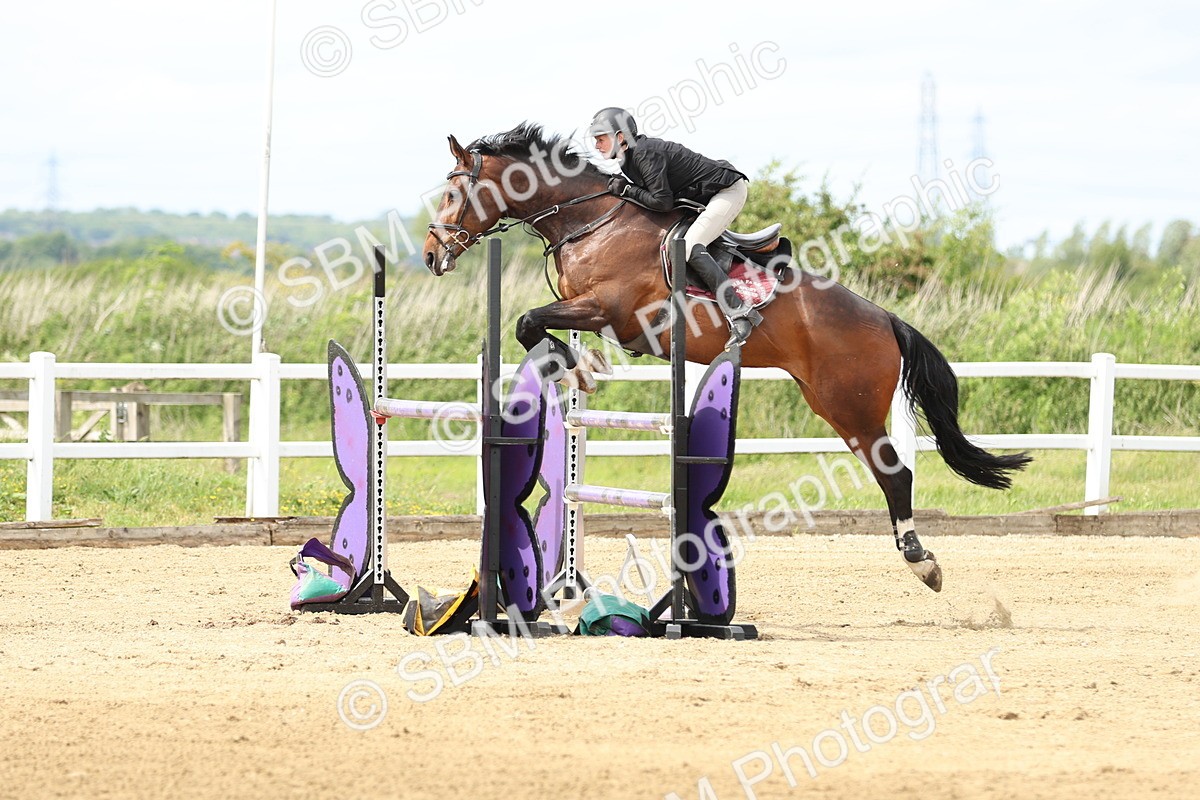 SBM_001172 - Class 5 - Senior Foxhunter - 1.20m