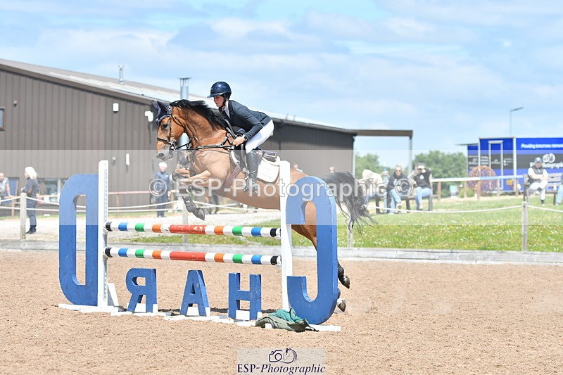 240609A-122620-05160 - Cls 18 Snr Newcomers and 1.10m Open