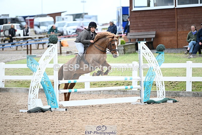 240608A-091911-00117 - Cls 8 Pony British Novice and 80cm Open