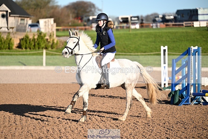 251130-100500-01275 - Cls 18 50cm Clear Round