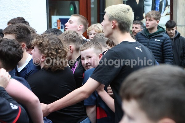 AA076120 - Christmas Boys Ba'