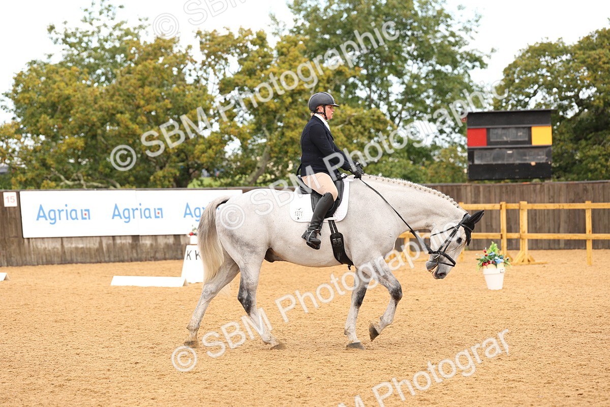 SBM_03447 - D1 - Small Tour Championship Intro 1