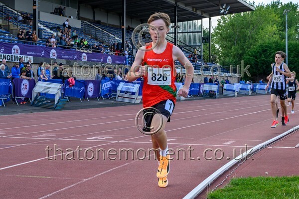 Age26 SUN-816710 - Track Male Set Two