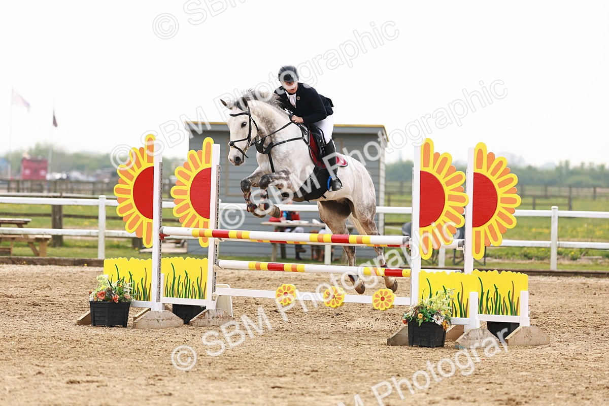  - Class 18 - Senior Newcomers - 1.10m