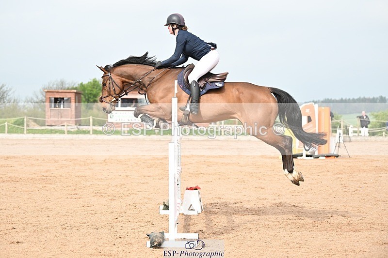 250425-095205-08024 - Cls 2 - 2 Star Small Tour