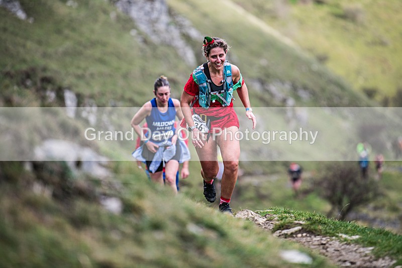 Litton-566 - Litton Christmas Cracker Fell Race (Limestone Series) Sunday 14th December 2025