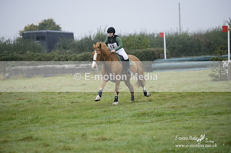 WWHT 171021 0082 - Novice Restricted (0.80m)  17/10/21