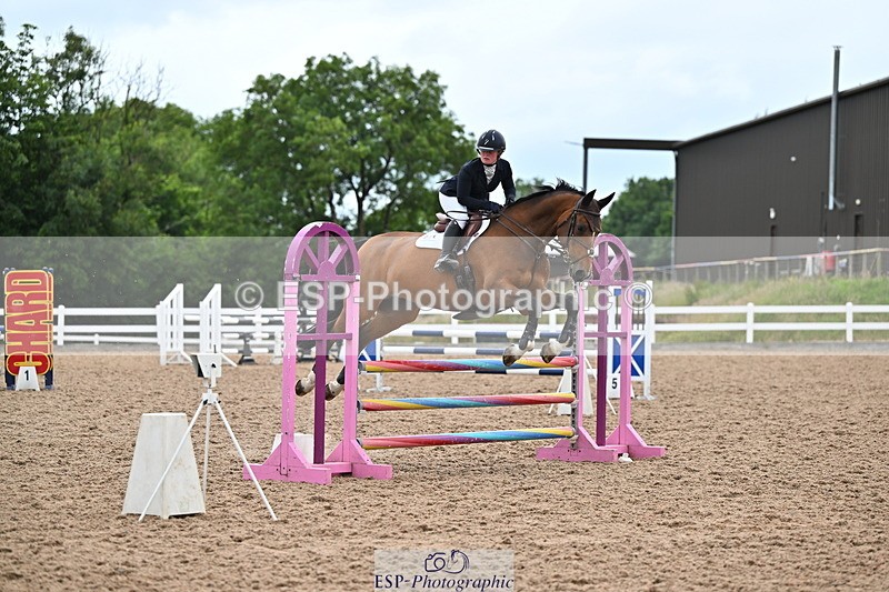 240703A-110202-00099 - Cls 02 Snr Disc & 1.00m Open