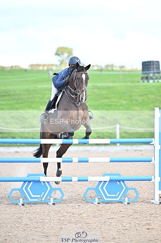 250924-135425-00482 - Cls 6 Foxhunter and 1.20m Open