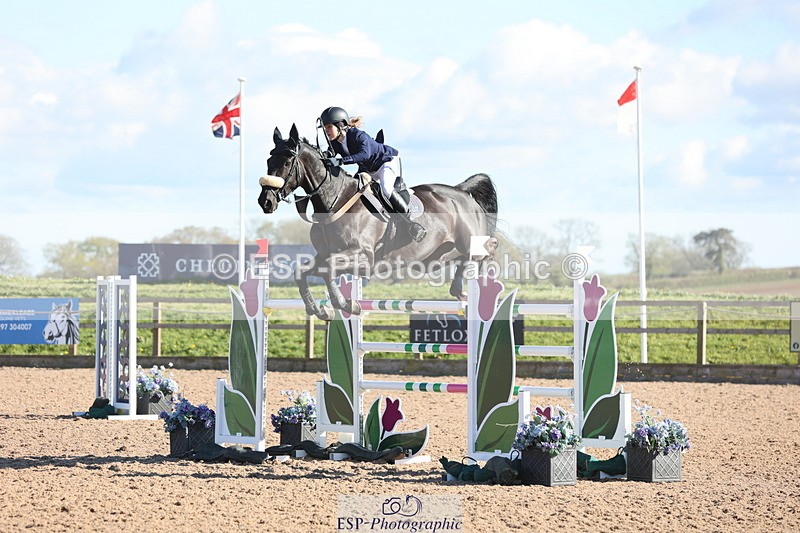 240419A-170206-09562 - Cls 10, 2 Star Big Tour 145cm  Break to End