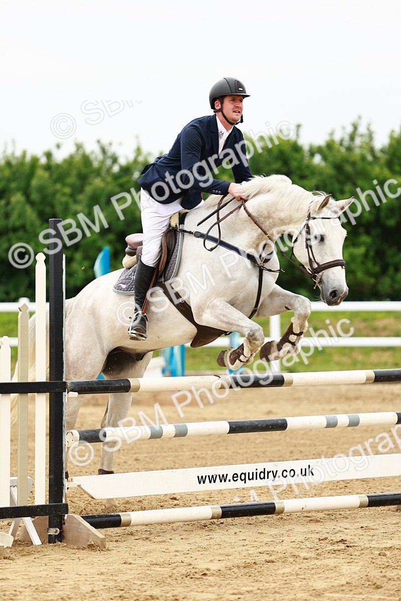 SBM_000926 - Class 3 - Senior Discovery - 1.00m