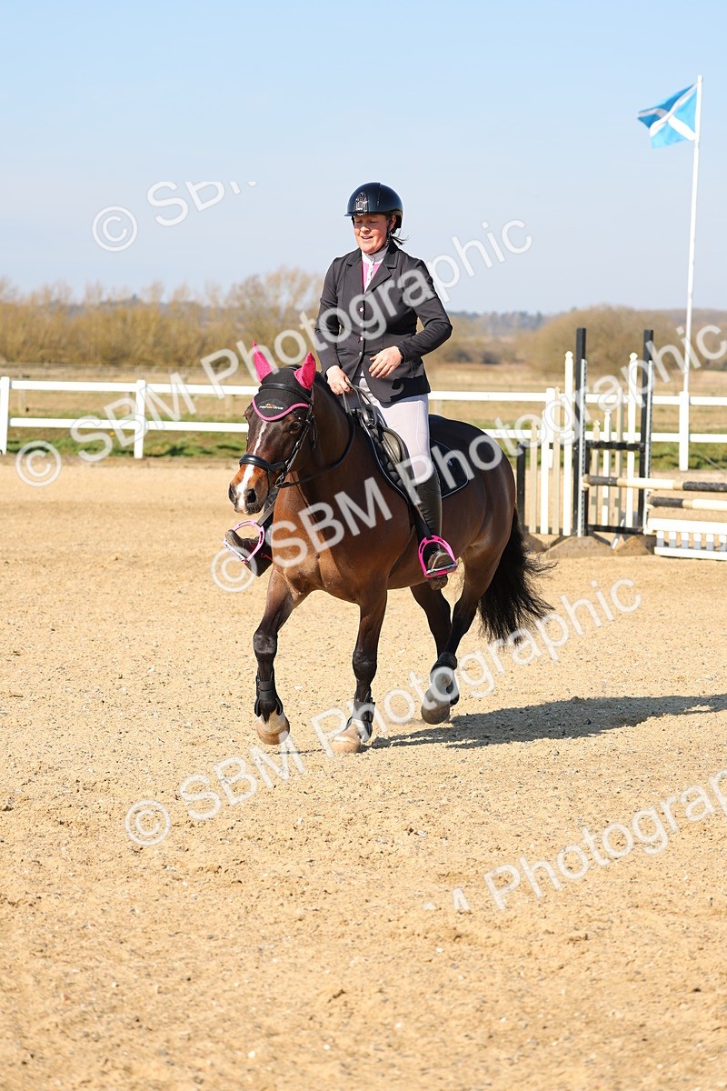 SBM_000400 - Class 1 - Clear Round