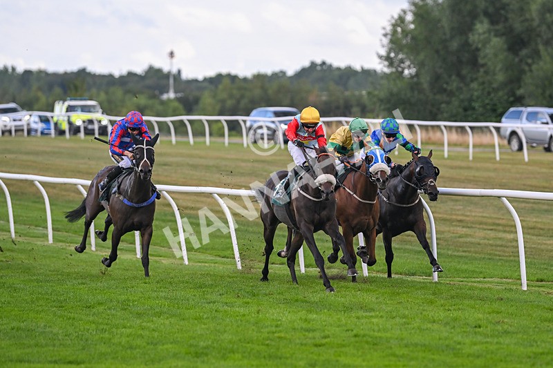 270825-Race 6-Filey Beach-6771 - Race 6