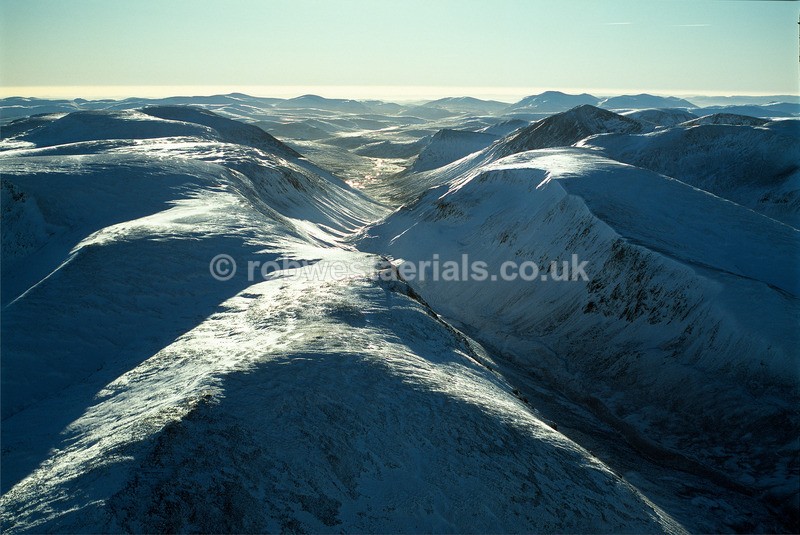 A00555C Lairig Ghru in the Cairngorms in 2004 - Photographers favourites