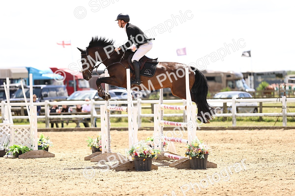 SBM_003835 - Class 22 - Senior Foxhunter 1.20m