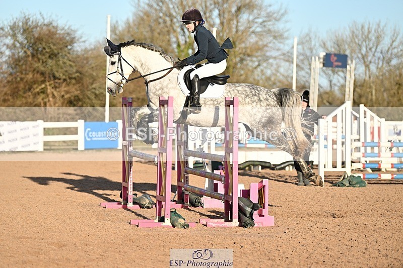 241208-094649-01535 - Cls 18 Bliss of London Novice Champ Q