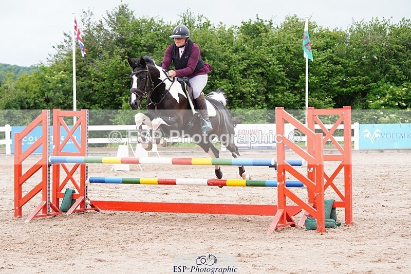 250524-111726-06355 - Cls 21 A&B Snr Disco & 1.00m Open