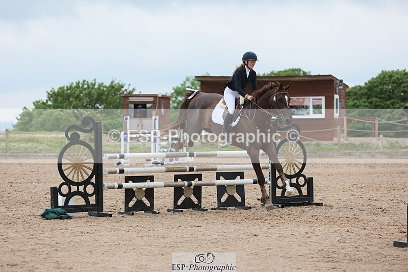 250524-103833-04251 - Cls 13  A&B 1.05m & 1.10m open