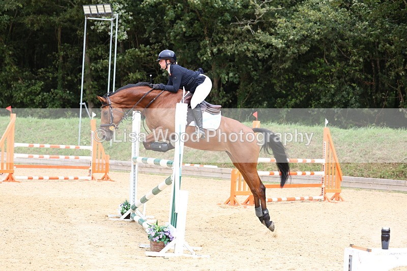 3E7A6308 - Class 8: Senior Newcomers/1.10m open