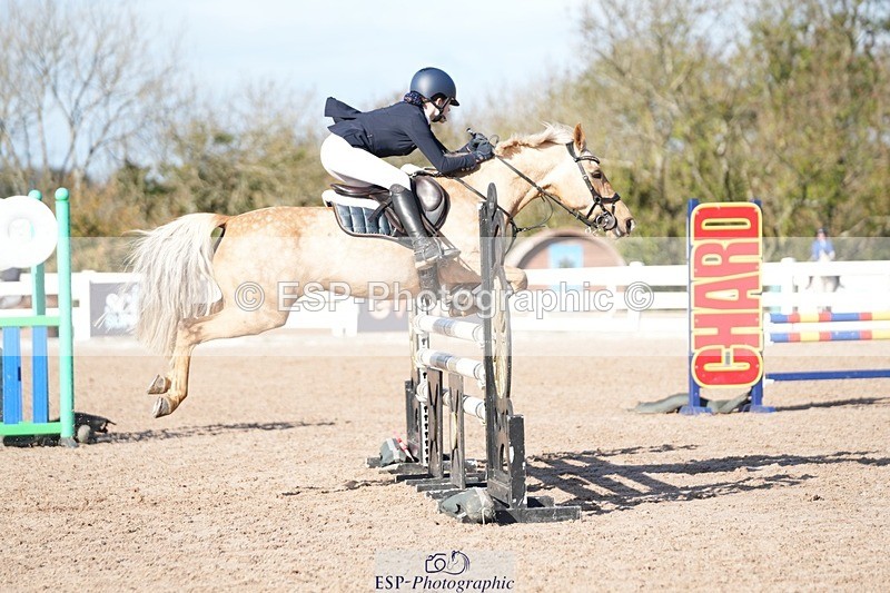 251025-133053-00540 - Cls 10 Pony Newcomers and 1m