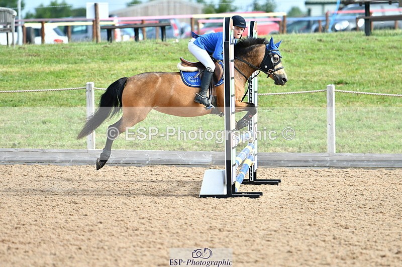 230624A-090615-00040 - Cls 36 Stepping Stones 128 & 138cm