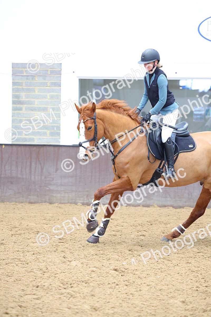 SBM_002805 - Class 8 - Senior Newcomers - 1.10m