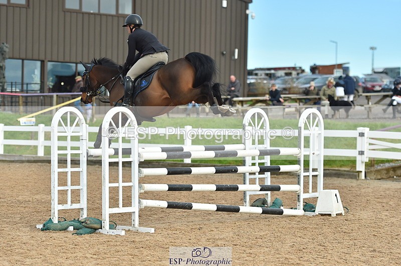 231111A-121926-01802 - Cls 12 Newcomers & 1.10m Open