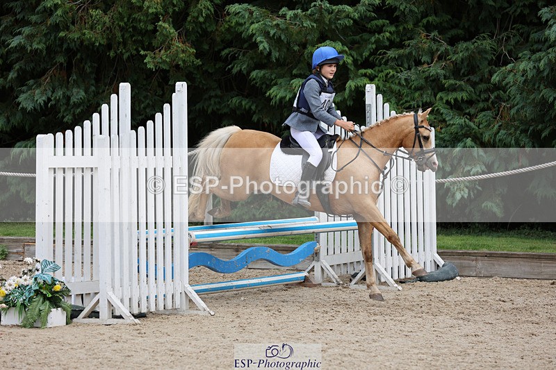 240823X-143340-18478 - 70cm R1 13.45 to 15.30