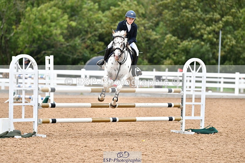 230819A-120822-00457 - Cls 25 Pony Newcomers & 1m Open