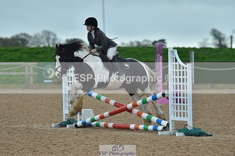 231119A-095504-04472 - Sun Cls 17+18 Club and Schools 70cm