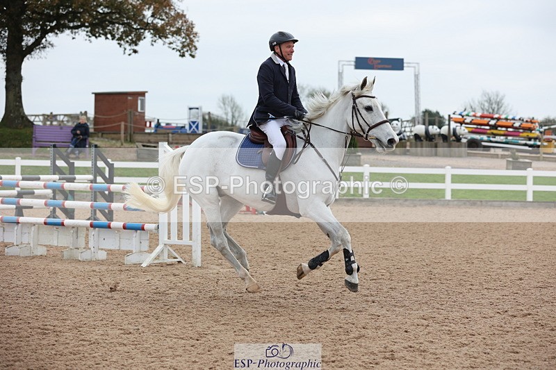 241101A-095615-00909 - FRI Cls 3 Discovery and 1m Open