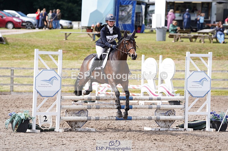 240824X-124100-24216 - 80cm Round 1 12.00 to 13.00